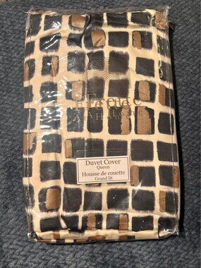 NEW Frette At Home Mosaic Queen Reversible Duvet Cover ONLY